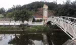 Kênh nhà Lê đoạn chảy qua địa bàn xã Nghi Yên bị “nhuộm” đen.