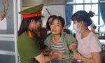Tiếng gọi người thân não lòng bên cầu Phong Châu