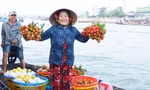 Chợ nổi có tiếng nhất Việt Nam bán gì ngày Tết?