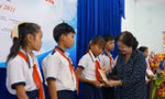 Hàng trăm suất học bổng đến với học sinh miền Tây