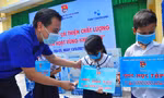 Trao tặng máy lọc nước và bồn chứa nước cho trường học tại Trà Vinh