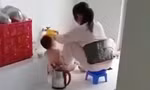 Xác minh clip nhân viên trường mầm non nhồi thức ăn cho trẻ 
