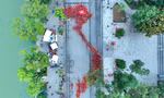 Hơn 1.000 phụ nữ mặc áo dài diễu hành, xếp hình bản đồ Việt Nam bên Hồ Hoàn Kiếm