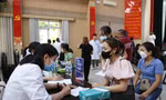 Thanh niên công nhân Đà Nẵng được khám bệnh miễn phí, mua sắm 0 đồng