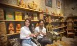 Nghệ nhân làng cổ Đường Lâm biến rơm thành đồ chơi