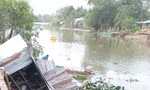 Nhiều hộ dân phải 'chạy' sạt lở ngày mùng 1 Tết