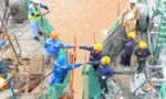 Cầu nghìn tỷ vượt sông Tiền thi công đốt dầm cuối cùng
