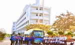 Tổ chức đưa sinh viên Campuchia về thăm gia đình nhân dịp Tết Nguyên đán
