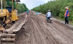 Dự án chống ngập đường Hồ Chí Minh qua Cà Mau tiến độ 'rùa', ảnh hưởng đến thu hút du khách của tỉnh