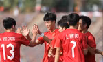 Nhiều cầu thủ trẻ ở đội tuyển U22 Việt Nam không có nhiều cơ hội ra sân khi trở về CLB ở V-League. (ảnh Hữu Phạm)