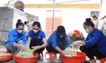 Áo xanh tình nguyện 'chia lửa' cùng tuyến đầu chống dịch vùng rẻo cao xứ Nghệ