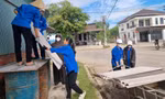 'Áo xanh' giúp người dân di dời nhà cửa, bàn giao mặt bằng cao tốc Bắc - Nam