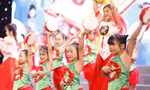 Các em thiếu nhi biểu diễn văn nghệ tại chương trình. Ảnh: Nguyễn Thắng