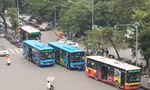 Khách đi xe buýt Hà Nội mới phục hồi được hơn 60% 