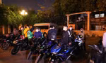 Nhiều thanh niên điều khiển phương tiện bị dừng kiểm tra.