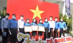 Bình Dương tuyên dương tình nguyện viên chống dịch 