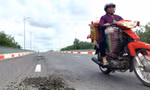 Cầu đường nghìn tỷ nối Bình Dương, Tây Ninh thông xe chưa lâu đã xuống cấp