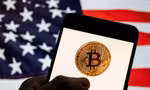 Giá vàng giảm, bitcoin phi mã vượt mốc 81.000 USD