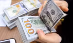 Giá USD tăng kỷ lục