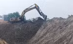 Cận cảnh khu vực khai thác than trái phép ở Yên Bái