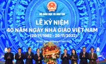 Nghề giáo khó nhọc và vinh quang 