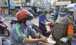 Phố phường TPHCM thế nào khi mở rộng đối tượng được cấp giấy đi đường?