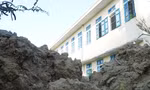 Đổ vật chất nạo vét lẫn đầy bùn thối, rác thải vào trường học, khu dân cư