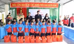 Mang Xuân tình nguyện đến với học sinh và người dân vùng sâu, vùng xa