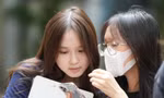 Thí sinh Hà Nội trong ngày làm thủ tục dự thi ảnh: Hoàng Mạnh Thắng