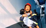 Người lính cứu hỏa kể lại phút vượt khói lửa cứu bé gái khỏi đám cháy ở TPHCM