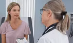 Cắt bỏ buồng trứng trước khi mãn kinh có thể làm tăng tỷ lệ mắc bệnh Parkinson 