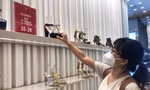 Các thương hiệu khuyến mãi sâu trong mùa mua sắm cuối năm