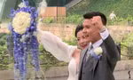 Chu Thanh Huyền bật khóc ở lễ cưới
