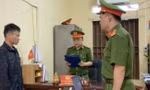 Con rể cầm cuốc đánh bố vợ nhập viện