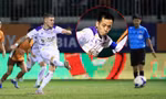 Văn Quyết giải thích lý do nhường penalty tới 2 lần trong trận thắng HAGL