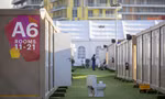 Làng CĐV: Phòng tắm dột, ngập nước, người hâm mộ xem World Cup ví như 'đang ở khu tị nạn'