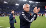 Mourinho đưa ra thông điệp thể hiện lòng trung thành với Roma