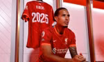 Liverpool giữ chân Virgil van Dijk đến năm 2025