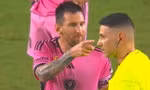 Nhận quyết định bất lợi, Messi chửi rủa trọng tài