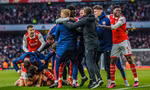 Arsenal thắng ngược ở phút bù giờ thứ 8, tịnh tiến cùng Man City