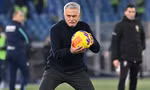 Roma thắng trận, Mourinho khiến tất cả bật cười với câu đùa
