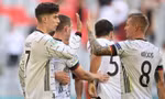 Kai Havertz (trái) ăn mừng bàn thắng vào lưới tuyển Bồ Đào Nha.