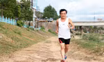 Ở tuổi 69, ông Nguyễn Văn Phúc là VĐV lớn tuổi nhất dự Tiền Phong Marathon 2021