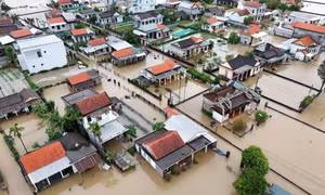 Bão lụt kinh hoàng, đại biểu đề nghị sớm có gói tài chính khẩn cấp