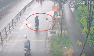 [Clip] 'Mắt thần' bắt quả tang 5 người xả rác bừa bãi