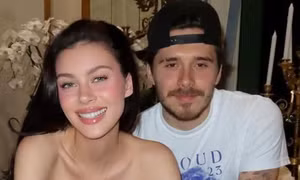 Brooklyn đáp trả Beckham