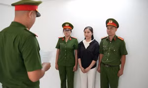 'Vẽ' bệnh, cơ sở không phép ở TPHCM thu hơn 2 tỷ đồng của khách hàng 