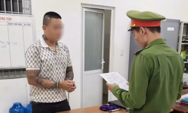 Tạm giữ người đàn ông bị tố nhiều lần đưa nữ sinh vào nhà nghỉ làm 'chuyện người lớn'