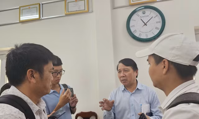 Giám đốc bệnh viện trần tình việc bật khóc khi nhắc đến vụ kê khống bệnh nhân tán sỏi