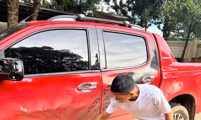 Vụ nam sinh lớp 11 nguy kịch sau tai nạn: Tài xế xe bán tải ra trình diện